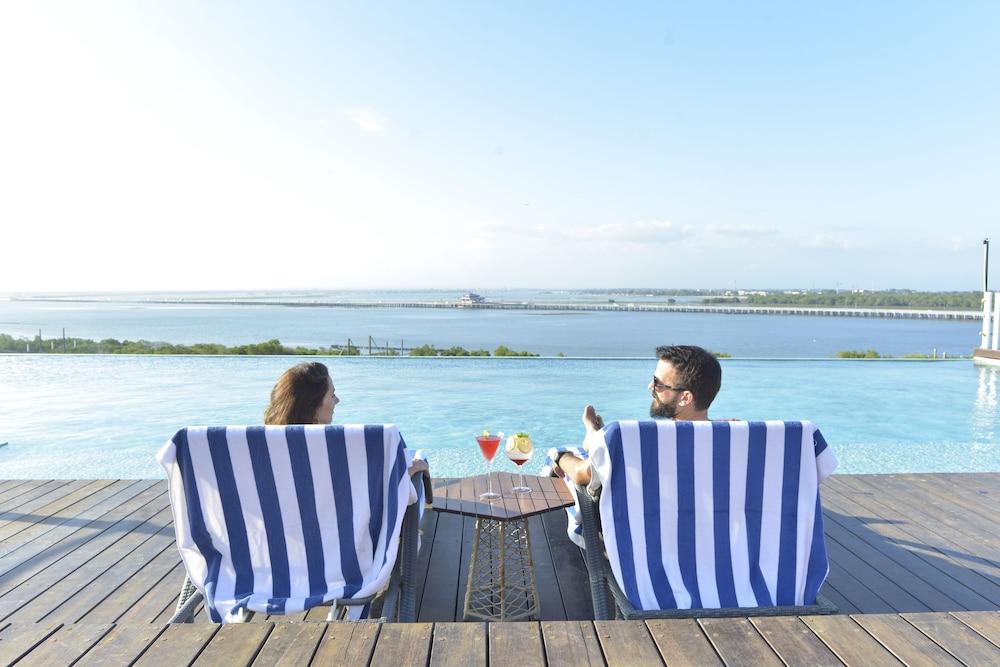 The Crystal Luxury Bay Resort Nusa Dua Nusa Dua  Ngoại thất bức ảnh